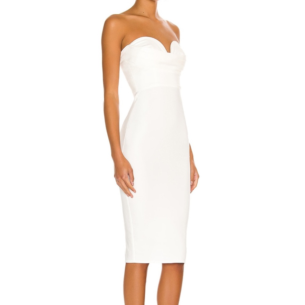 Chic Strapless White Dress